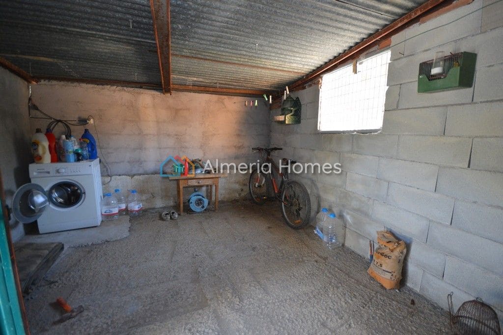 3 slaapkamer Finca/Landhuis te koop in Purchena met zwembad garage - € 140.000 (Ref: 8073543)