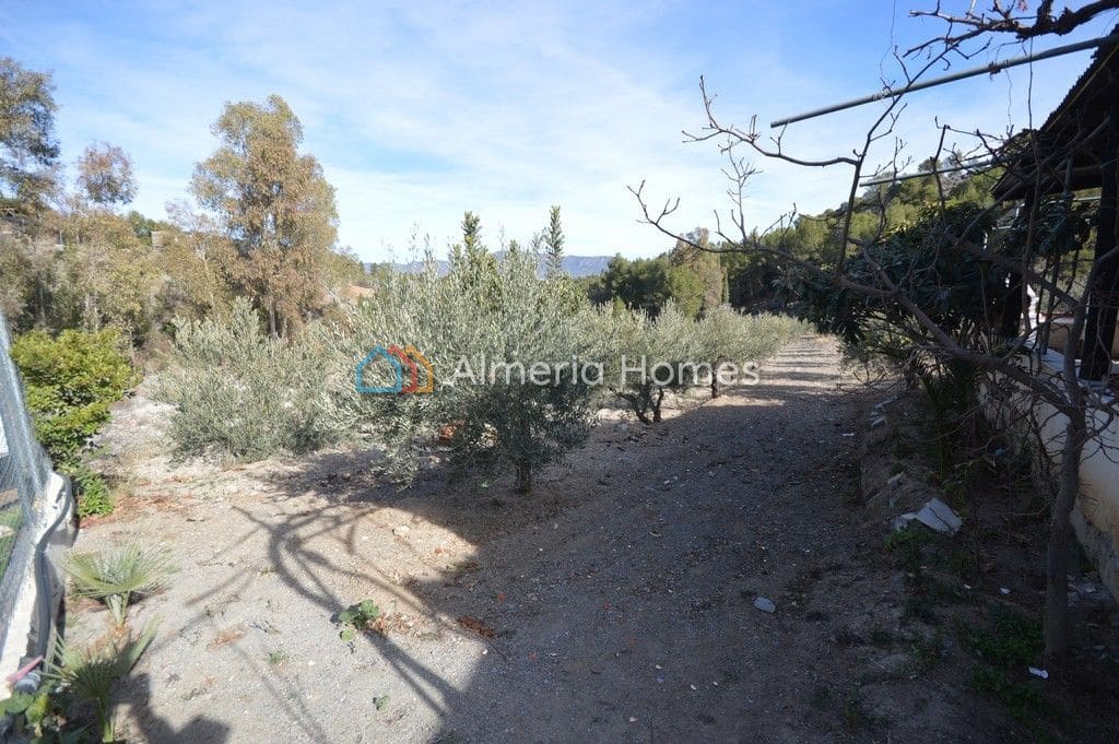 3 slaapkamer Finca/Landhuis te koop in Purchena met zwembad garage - € 140.000 (Ref: 8073543)