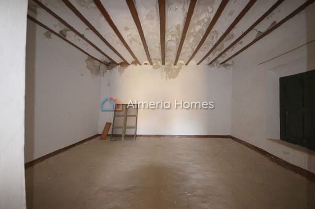 10 soveværelse Finca/Landehus til salg i Vélez-Rubio - € 175.000 (Ref: 811554)