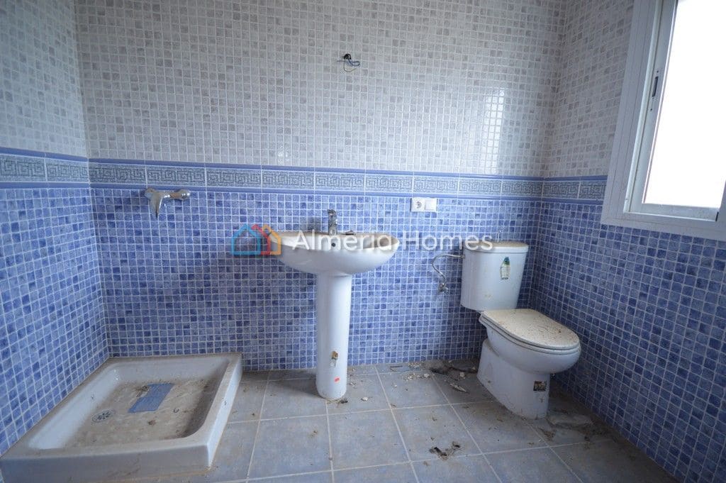 4 soveværelse Villa til salg i Lubrin - € 125.000 (Ref: 8136021)