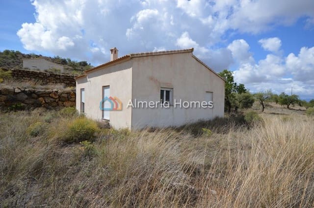 4 soveværelse Villa til salg i Lubrín - € 125.000 (Ref: 8136021)