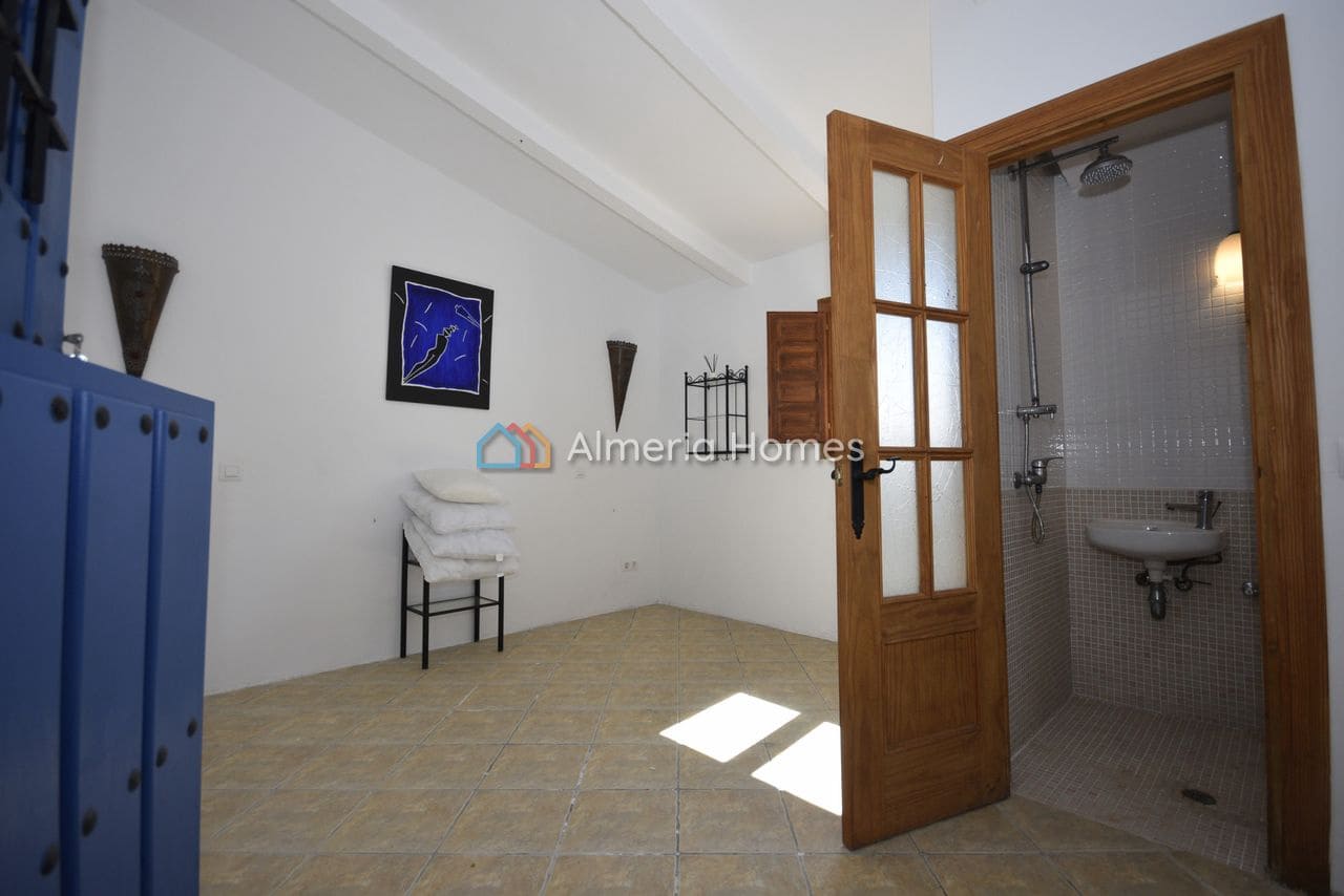 7 slaapkamer Finca/Landhuis te koop in Arboleas met zwembad garage - € 299.999 (Ref: 8141509)