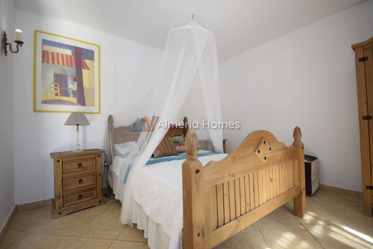 7 slaapkamer Finca/Landhuis te koop in Arboleas met zwembad garage - € 299.999 (Ref: 8141509)