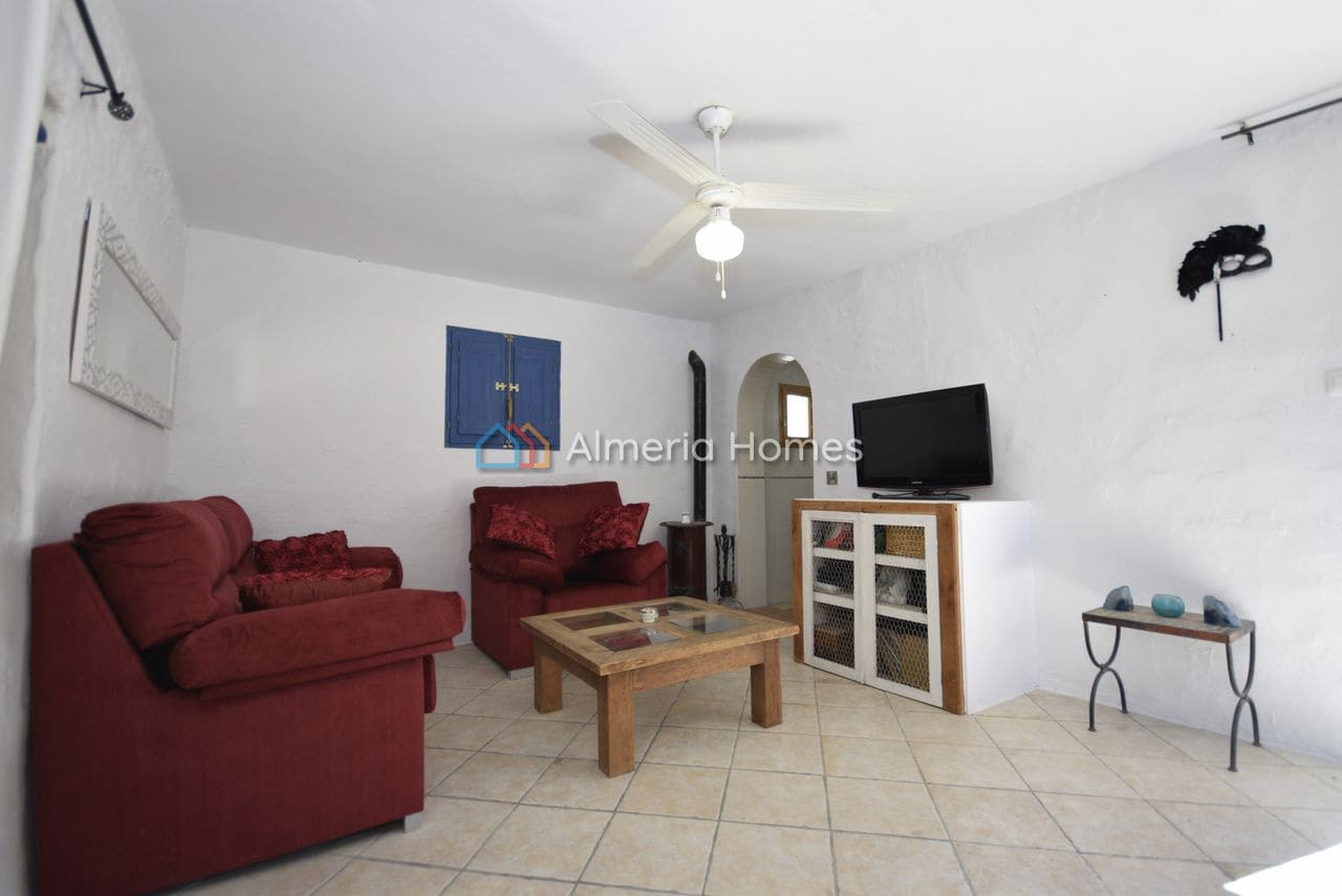 7 slaapkamer Finca/Landhuis te koop in Arboleas met zwembad garage - € 299.999 (Ref: 8141509)