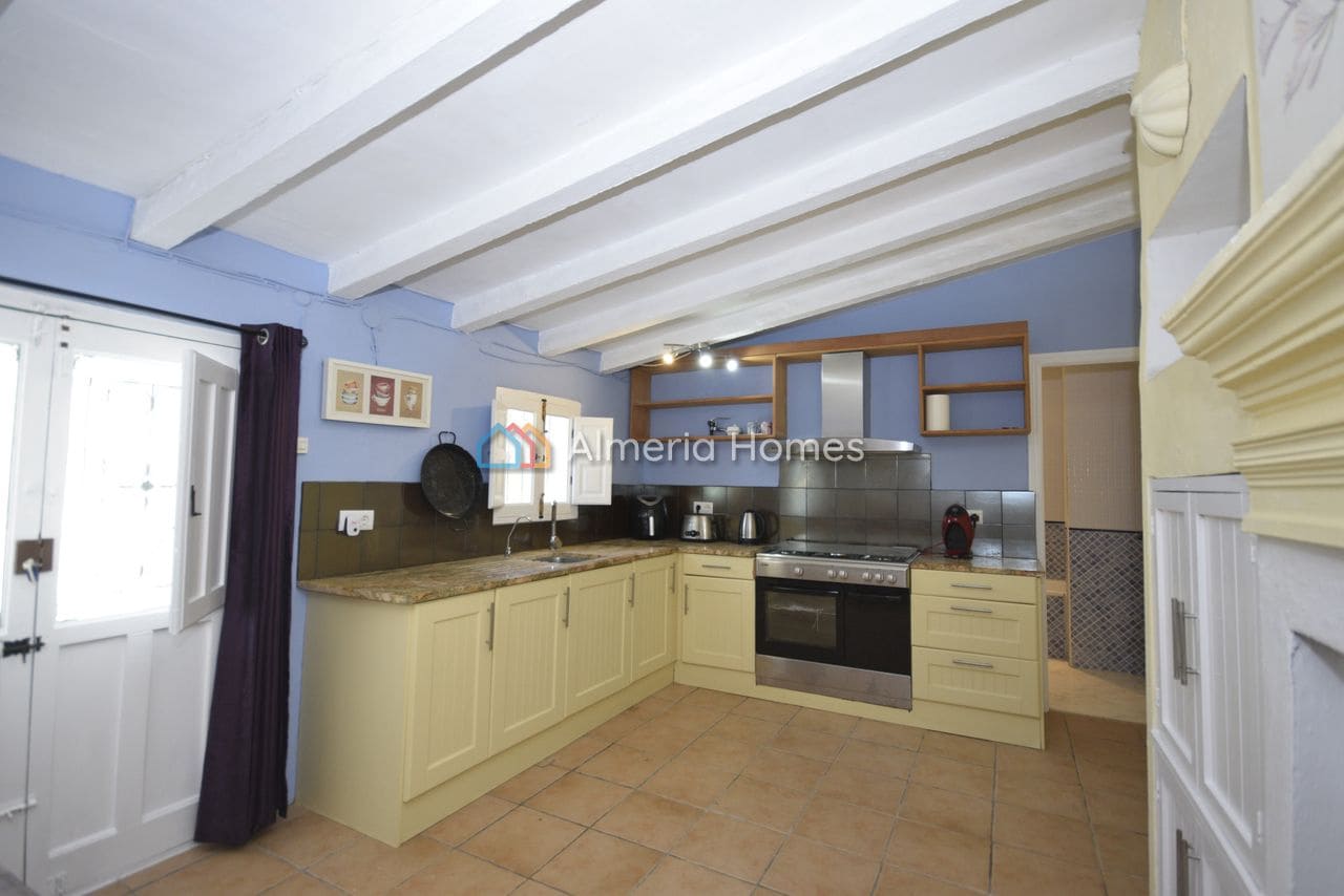 7 slaapkamer Finca/Landhuis te koop in Arboleas met zwembad garage - € 299.999 (Ref: 8141509)