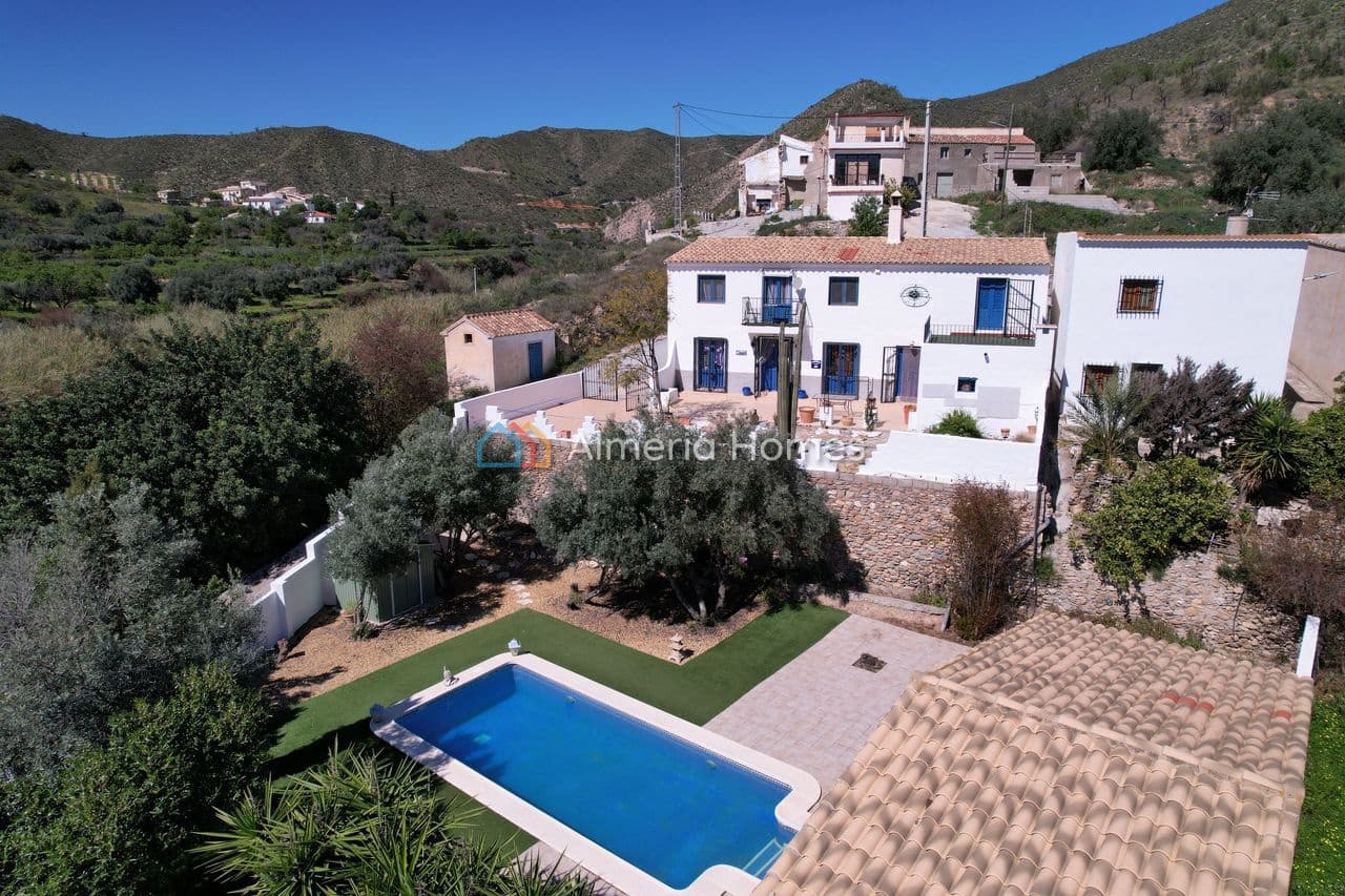 7 slaapkamer Finca/Landhuis te koop in Arboleas met zwembad garage - € 299.999 (Ref: 8141509)