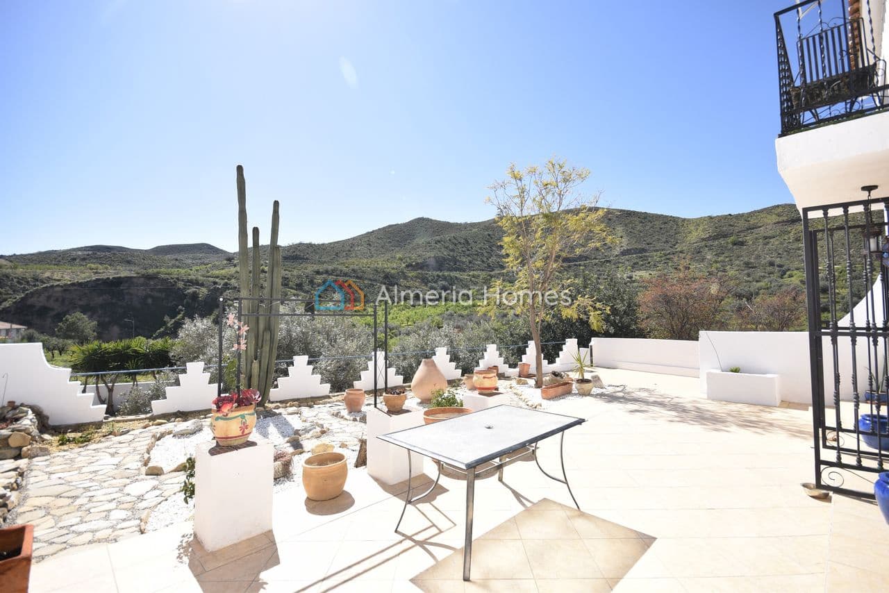 7 slaapkamer Finca/Landhuis te koop in Arboleas met zwembad garage - € 299.999 (Ref: 8141509)