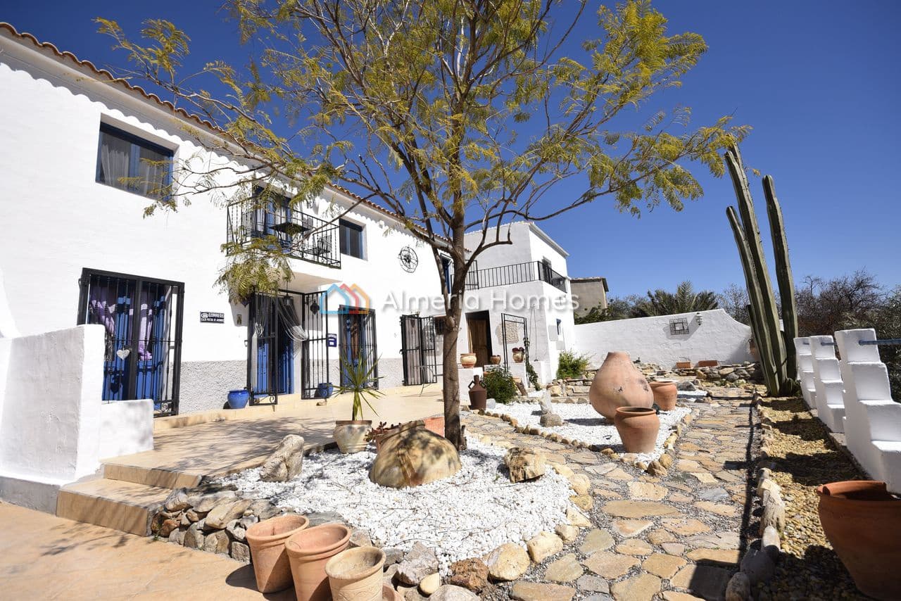 7 slaapkamer Finca/Landhuis te koop in Arboleas met zwembad garage - € 299.999 (Ref: 8141509)