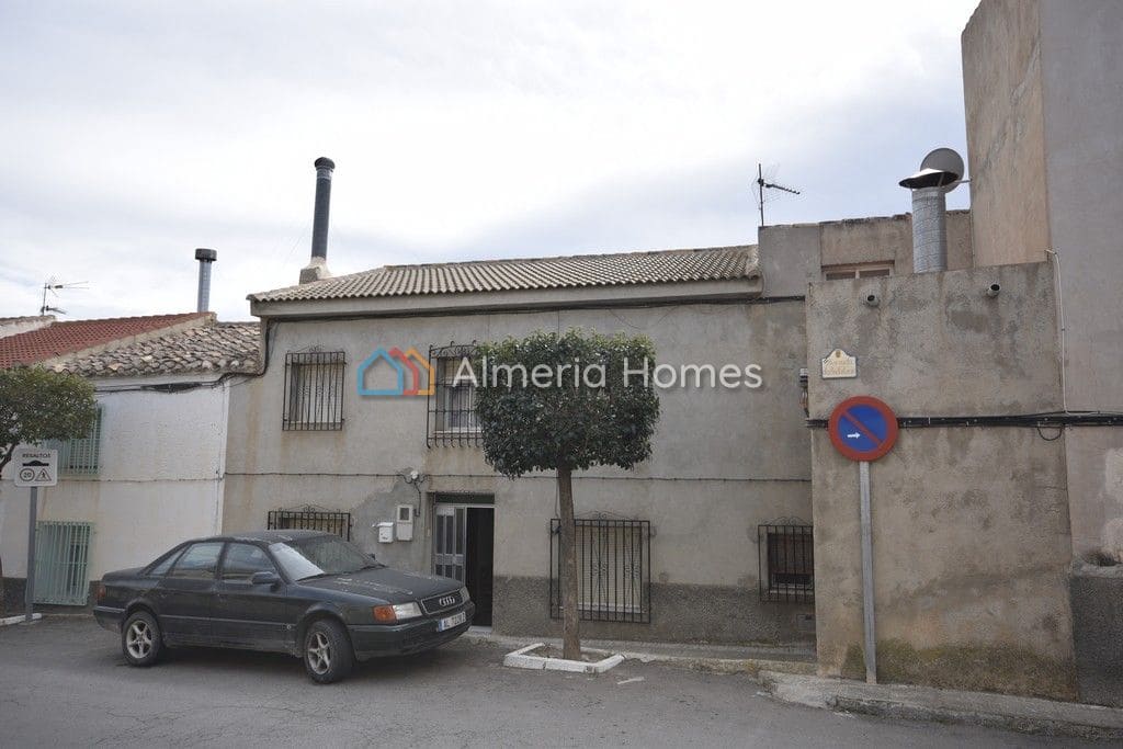 7 soveværelse Byhus til salg i Oria - € 124.995 (Ref: 8194357)