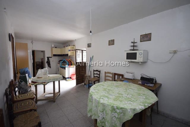 7 soveværelse Byhus til salg i Oria - € 124.995 (Ref: 8194357)