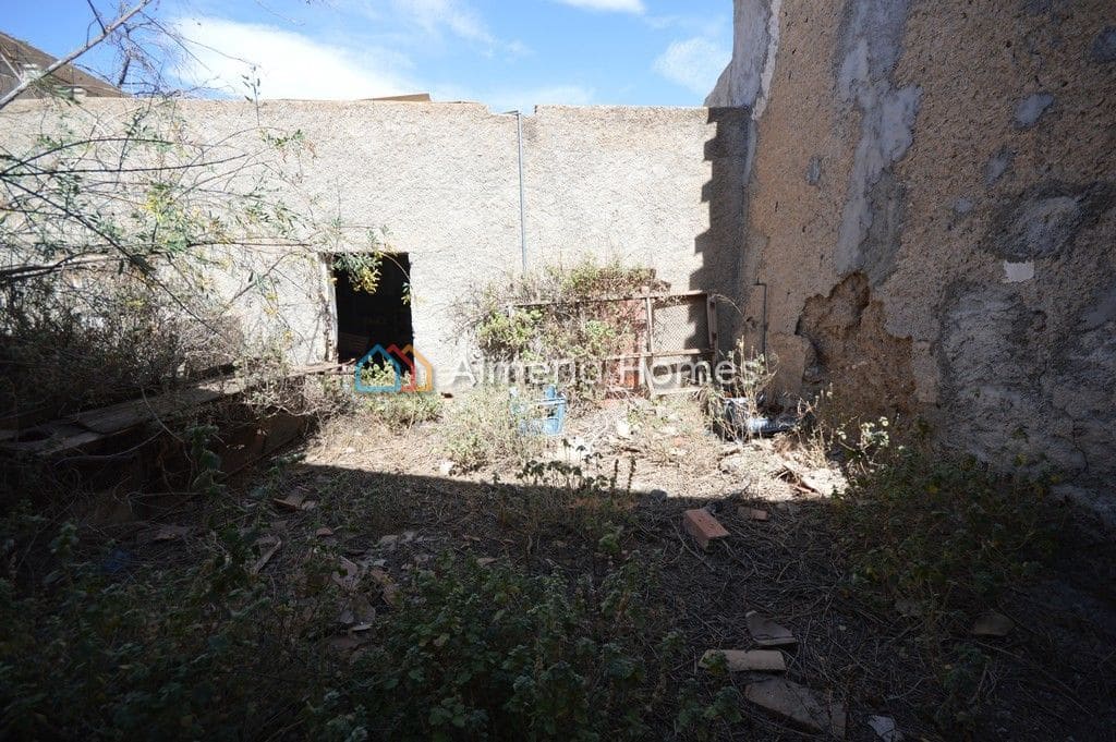 4 soveværelse Finca/Landehus til salg i Oria - € 74.995 (Ref: 8238096)