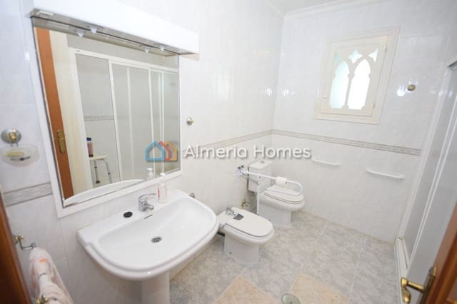 5 slaapkamer Huis te koop in Albox - € 116.400 (Ref: 8307853)