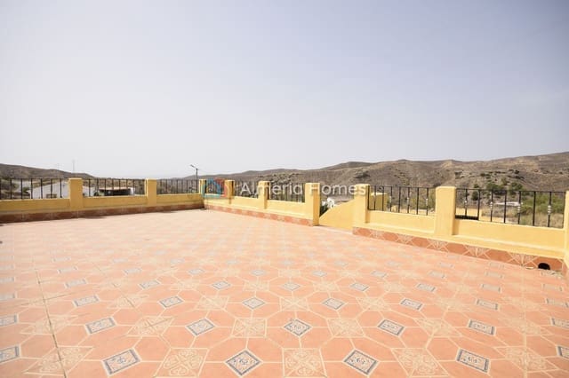 3 quarto Moradia para venda em Oria com piscina garagem - 131 995 € (Ref: 8330995)