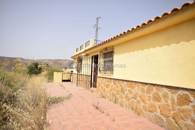 3 quarto Moradia para venda em Oria com piscina garagem - 131 995 € (Ref: 8330995)
