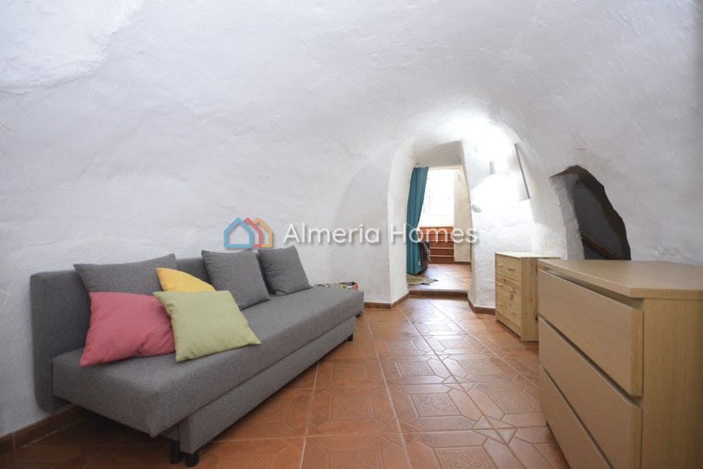 3 soveværelse Hulehus til salg i Baza - € 75.000 (Ref: 8339104)