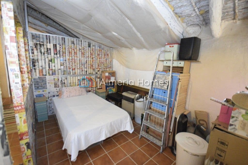 5 soveværelse Finca/Landehus til salg i Albox - € 89.975 (Ref: 8358605)