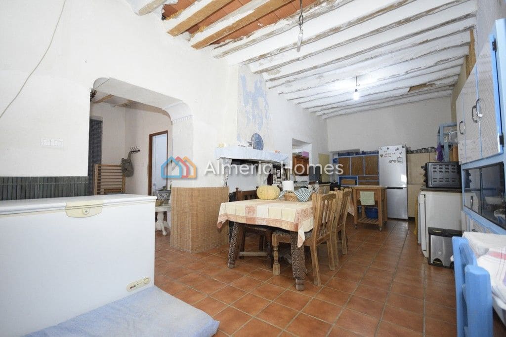 5 soveværelse Finca/Landehus til salg i Albox - € 89.975 (Ref: 8358605)