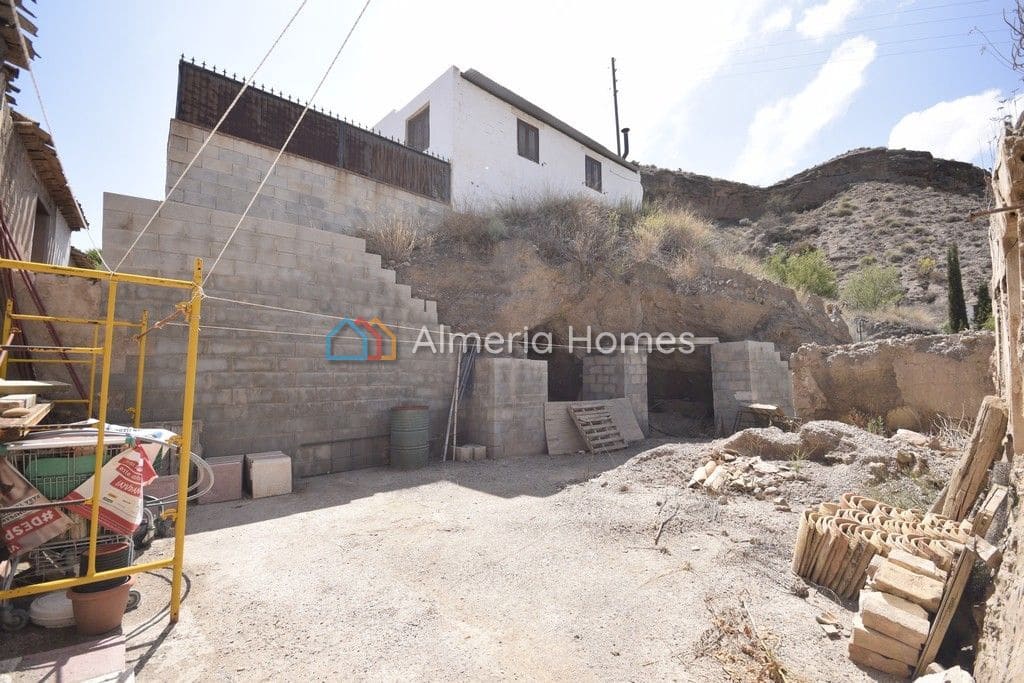 5 soveværelse Finca/Landehus til salg i Albox - € 89.975 (Ref: 8358605)