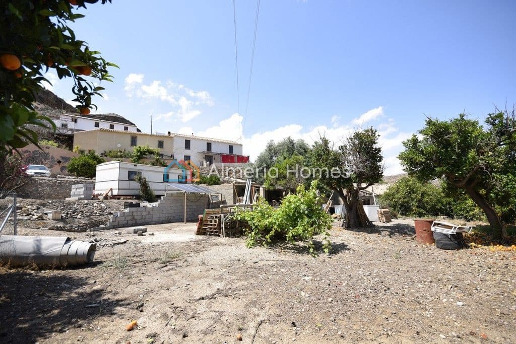 5 soveværelse Finca/Landehus til salg i Albox - € 89.975 (Ref: 8358605)