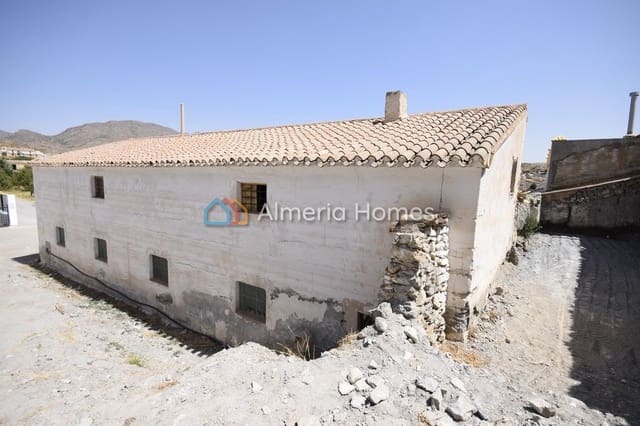 4 bedroom Finca/Country House for sale in Oria with garage - € 57,500 (Ref: 8376571)