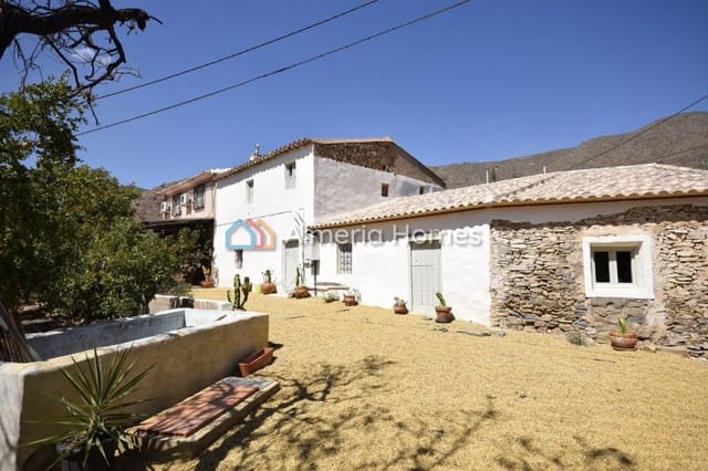 3 soveværelse Finca/Landehus til salg i Lubrín med garage - € 145.000 (Ref: 8416981)