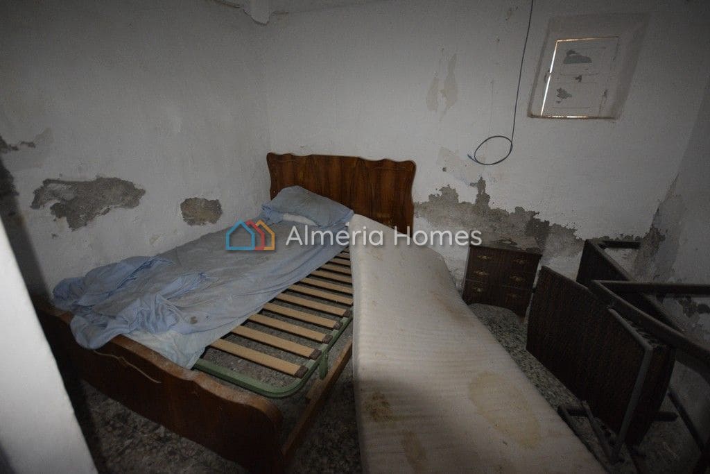 3 soveværelse Finca/Landehus til salg i Oria med swimmingpool - € 59.995 (Ref: 8454066)