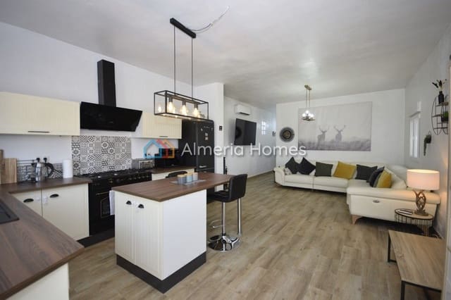 2 soveværelse Villa til salg i Somontín med swimmingpool - € 184.995 (Ref: 8459272)