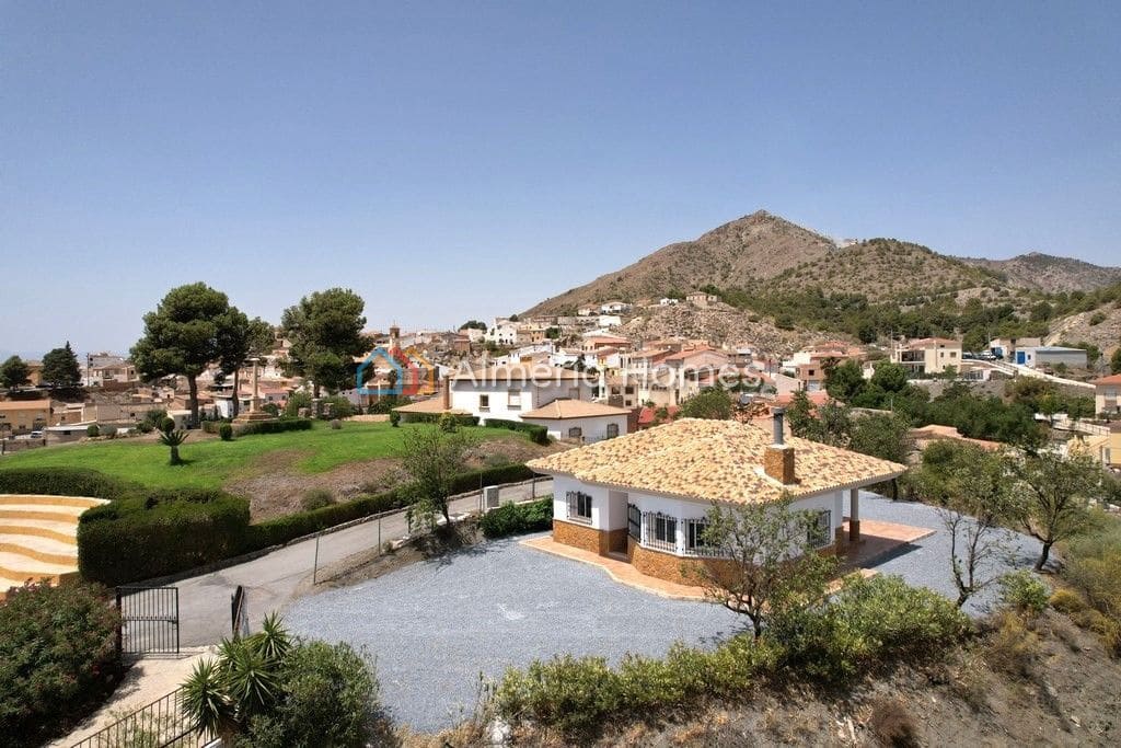 3 soveværelse Villa til salg i Lucar - € 159.000 (Ref: 8459273)