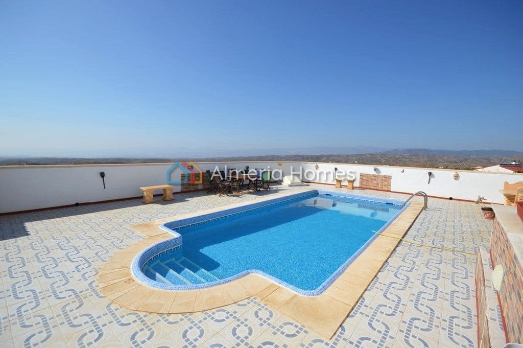 3 soveværelse Villa til salg i Oria med swimmingpool - € 275.000 (Ref: 8506070)