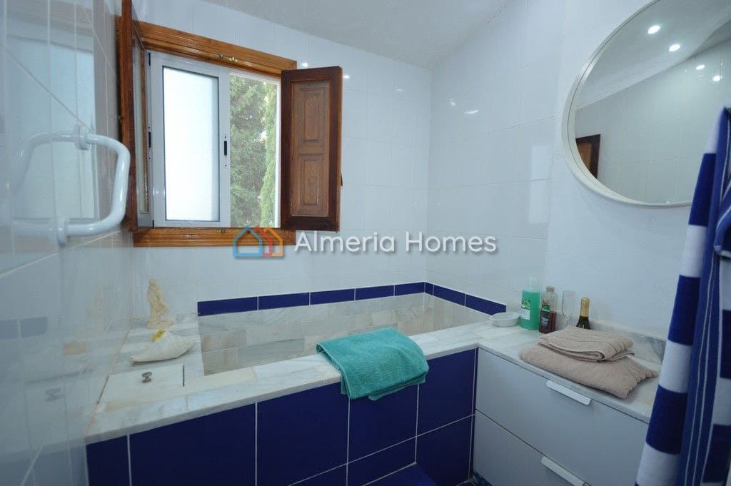 3 soveværelse Villa til salg i Oria med swimmingpool - € 275.000 (Ref: 8506070)