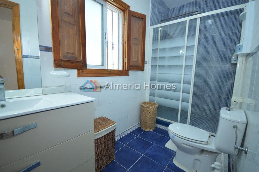 3 soveværelse Villa til salg i Oria med swimmingpool - € 275.000 (Ref: 8506070)