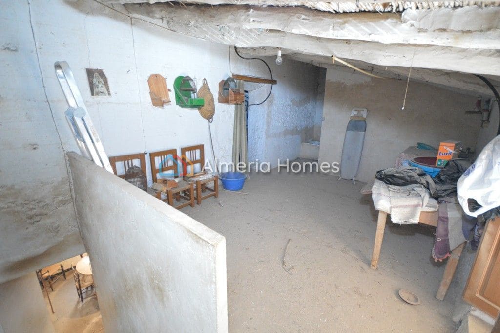 4 soveværelse Byhus til salg i Oria med garage - € 45.000 (Ref: 8506073)