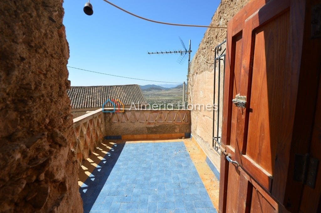 4 soveværelse Byhus til salg i Oria med garage - € 45.000 (Ref: 8506073)