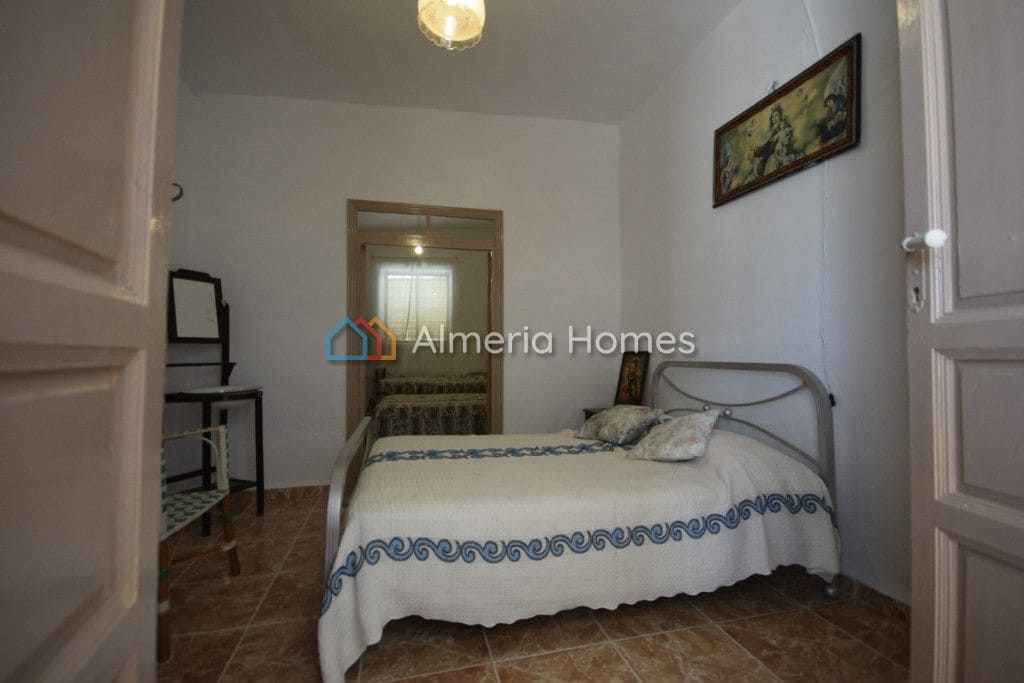 4 soveværelse Byhus til salg i Oria - € 79.995 (Ref: 8513920)