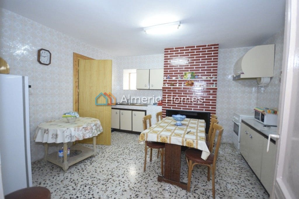 4 soveværelse Byhus til salg i Oria - € 79.995 (Ref: 8513920)