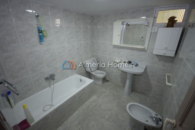 4 soveværelse Byhus til salg i Oria - € 79.995 (Ref: 8513920)