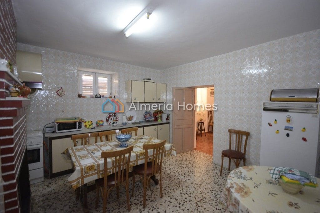 4 soveværelse Byhus til salg i Oria - € 79.995 (Ref: 8513920)