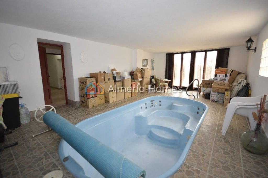 5 soveværelse Finca/Landehus til salg i Velez-Rubio med swimmingpool - € 174.950 (Ref: 8544176)