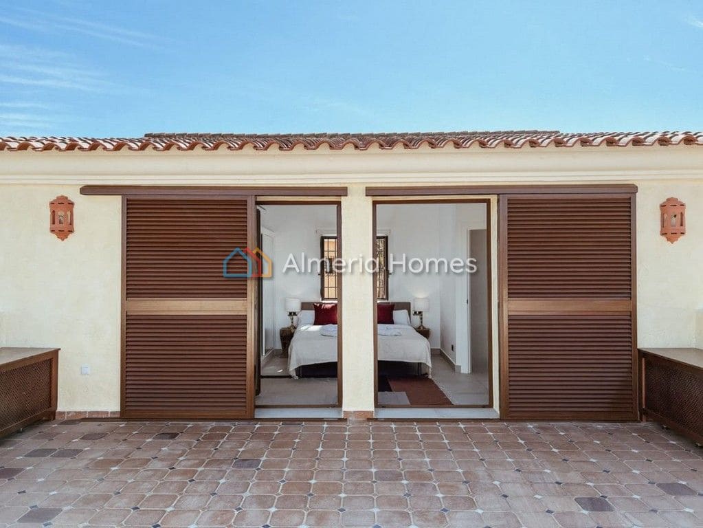 3 soverom Villa til salgs i Desert Springs med svømmebasseng garasje - € 375 950 (Ref: 8550365)