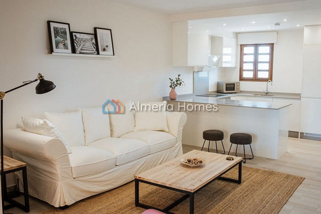 2 soverom Leilighet til salgs i Desert Springs med svømmebasseng - € 195 000 (Ref: 8553652)