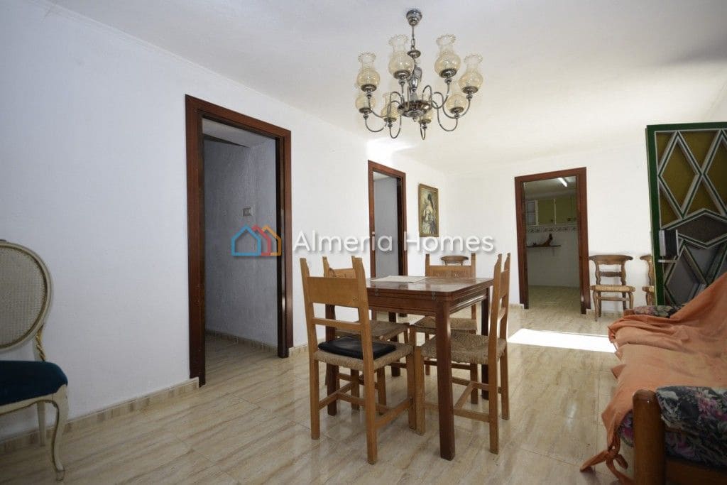 6 soveværelse Finca/Landehus til salg i Velez-Rubio - € 95.000 (Ref: 8571760)