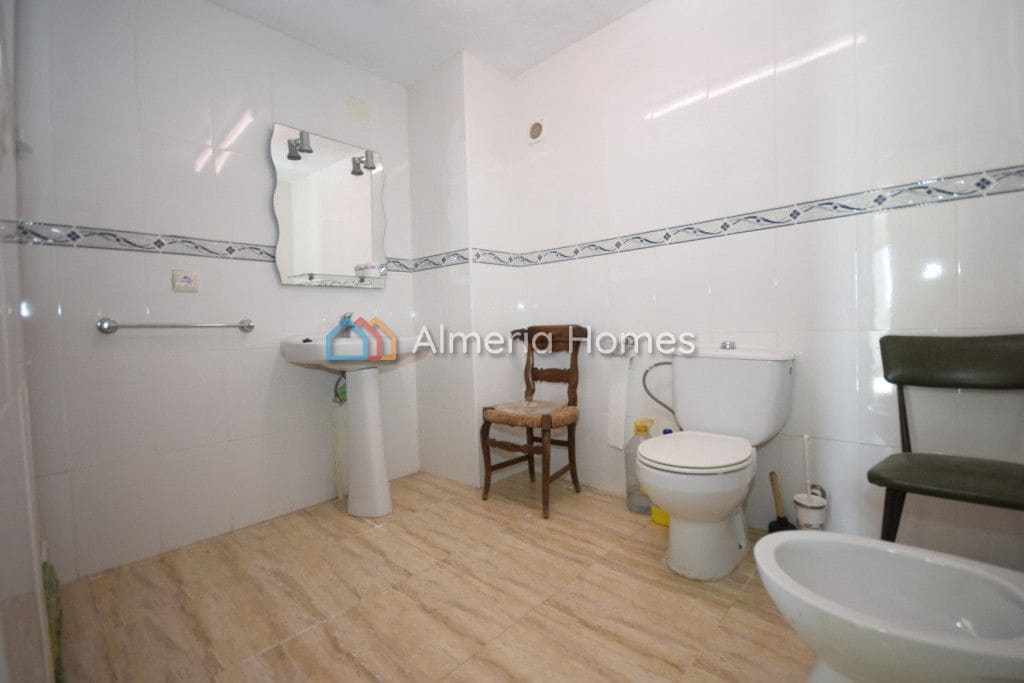 6 soveværelse Finca/Landehus til salg i Velez-Rubio - € 95.000 (Ref: 8571760)