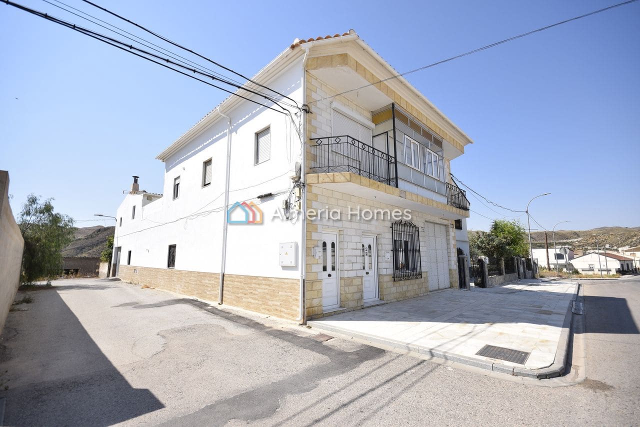 3 soverom Hus til salgs i Almanzora med garasje - € 159 000 (Ref: 8598943)