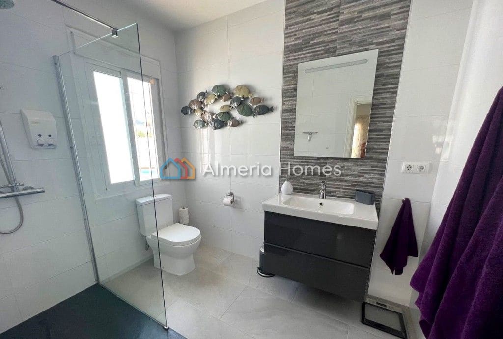 4 quarto Moradia para venda em Arboleas com piscina - 279 000 € (Ref: 8628585)