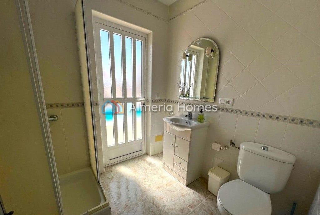 4 quarto Moradia para venda em Arboleas com piscina - 279 000 € (Ref: 8628585)