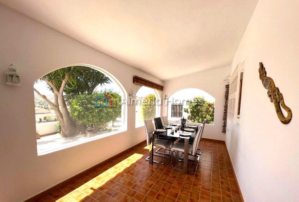 4 quarto Moradia para venda em Arboleas com piscina - 279 000 € (Ref: 8628585)