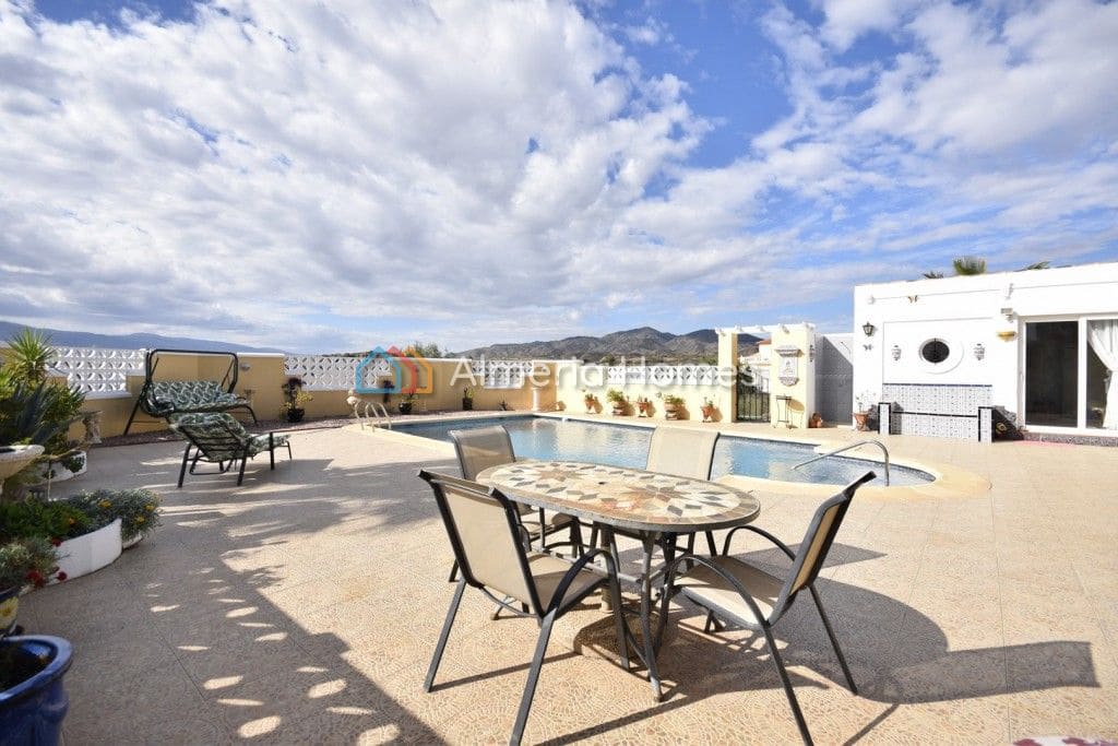 3 soveværelse Villa til salg i Partaloa med swimmingpool - € 259.995 (Ref: 8654243)