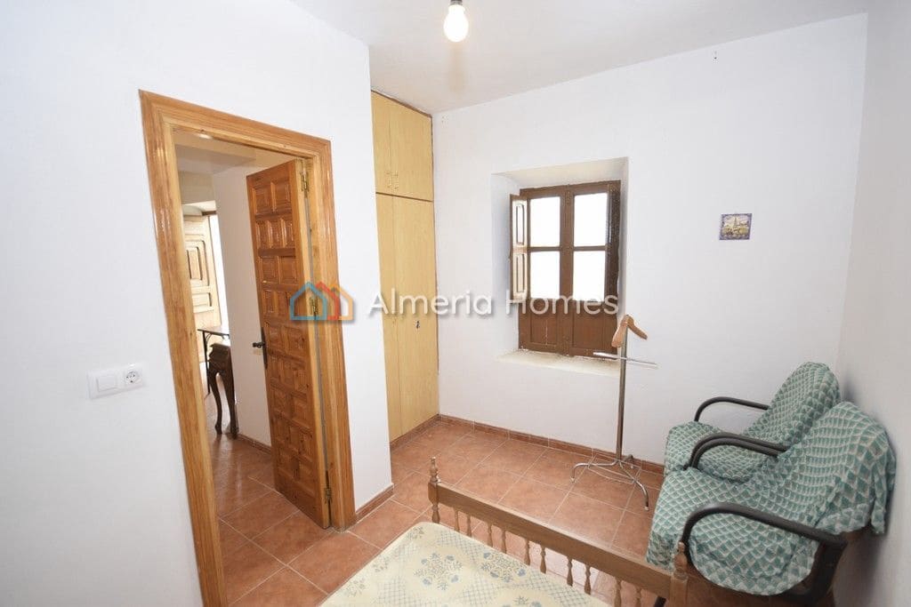 6 soveværelse Finca/Landehus til salg i Oria - € 109.995 (Ref: 868463)