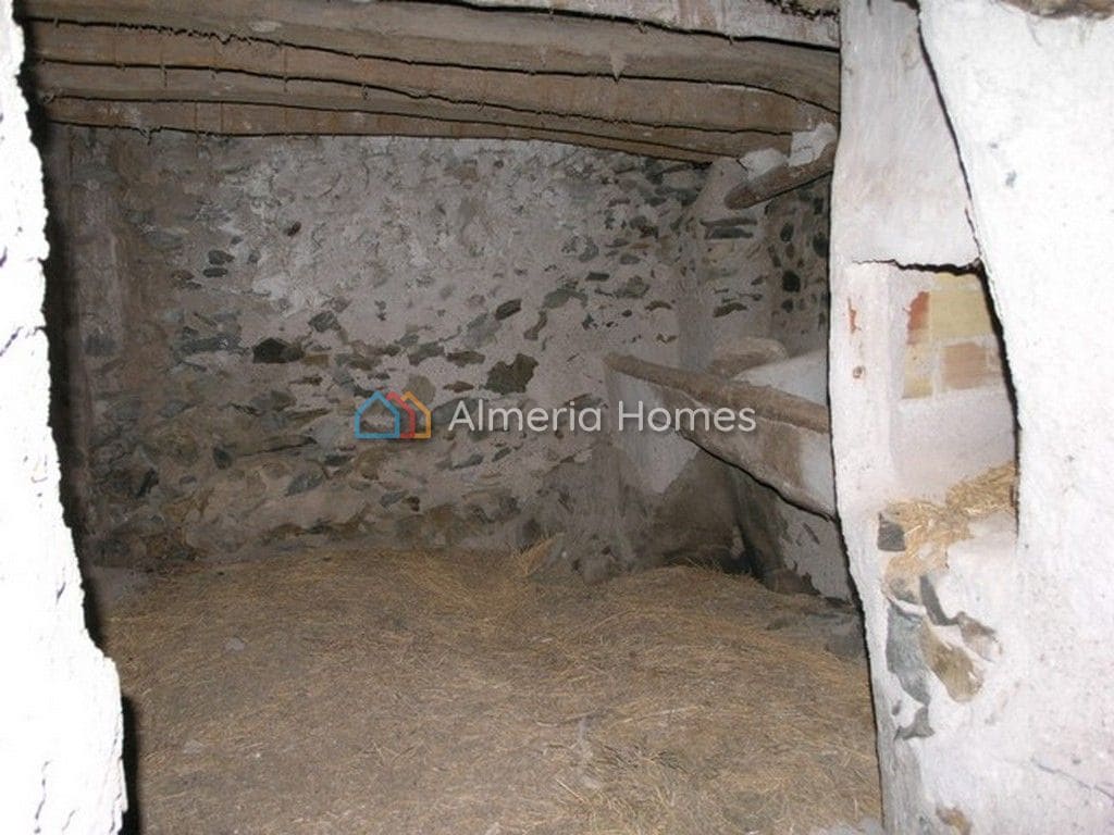 4 soveværelse Finca/Landehus til salg i Lubrin - € 27.000 (Ref: 868558)