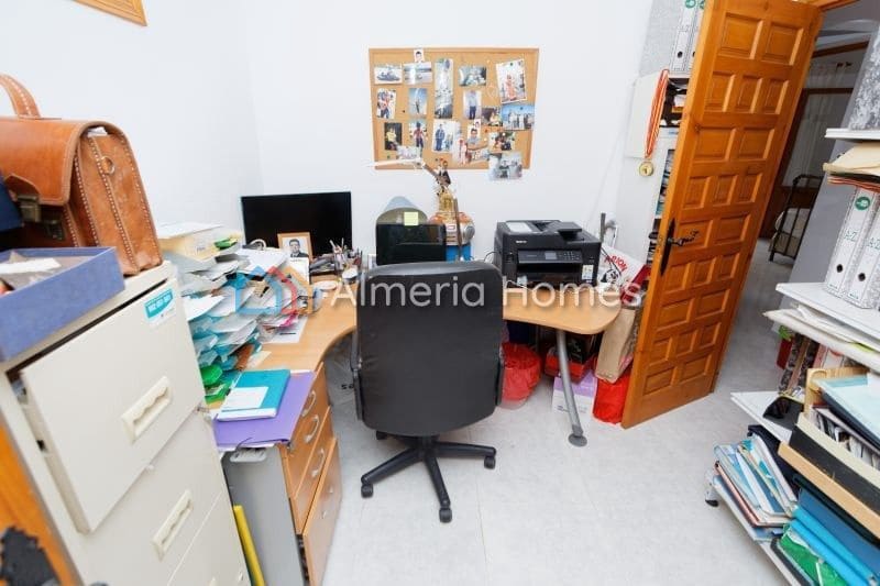 5 makuuhuone Huvila myytävänä paikassa Mojacar mukana uima-altaan - 450 000 € (Ref: 8736866)